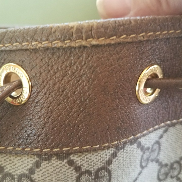 ๐100% Authentic Gucci ๐ - Picture 3 of 8